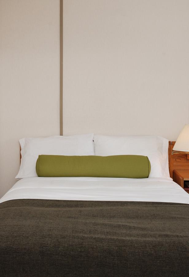 Triple J Hotel Dawson Ngoại thất bức ảnh
