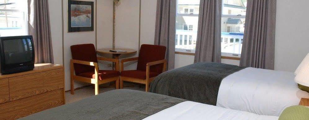 Triple J Hotel Dawson Ngoại thất bức ảnh