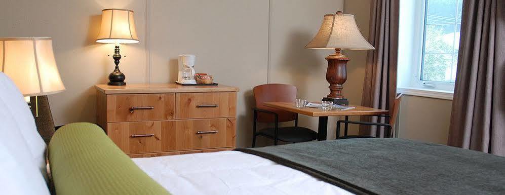 Triple J Hotel Dawson Ngoại thất bức ảnh
